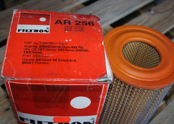 Filtr powietrza VW TRANSPORTER IV 1.8-2.5 07.90-06.03