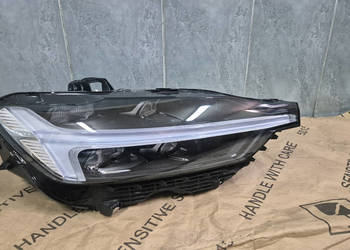 Volvo XC60 II 2 Lift lampa prawa przednia oryginalna Europejska