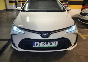 Toyota Corolla Sedan 2021 Comfort + Style E21 1.8 Hybrid 122 KM Salon PL