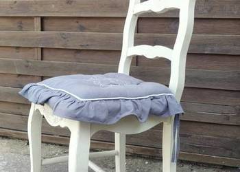 Krzesło drewniane Rimini White Livin Hill z poduszką WYPRZEDAŻ