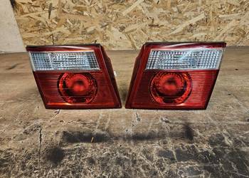 KIA CARENS II 02-06 LAMPA LEWA PRAWA TYŁ TYLNA W KLAPE