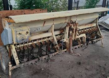 Sprzedam siewnik saxonia a201