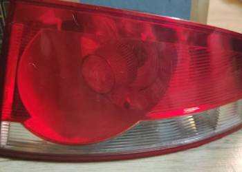 Lampa Seat Altea prawy tył w błotnik