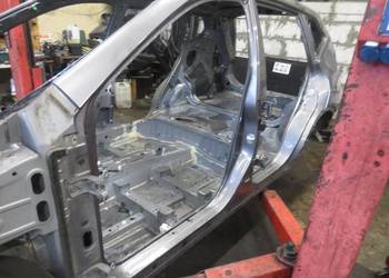 PRÓG SŁUPEK LEWY BOK KAD G X-TRAIL III T32