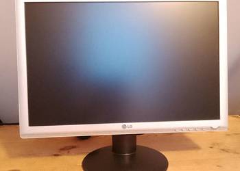 monitor LG Flatron W1934S 19'' podświetlanie gaśnie
