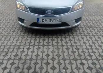 Kia Cee'd 1.6 CRDi • 2010 • 183 tys. km • Garażowany • Nowy przegląd i OC