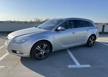 Opel Insignia A 2.0 CDTI 160 KM Sports Tourer 2011 rok