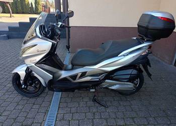 Kawasaki j300 jak Forza 300