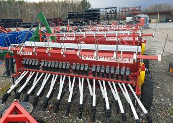 Siewnik zbożowy Meprozet Transport rożne rodzaje