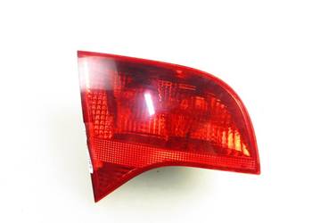 LAMPA LEWA TYLNA KLAPA AUDI A4 B7 Avant 8E9945093