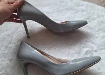 Lakierowane szare szpilki Ryłko skóra naturalna 40 eleganckie klasyczne