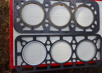 Nowa,ze starych zapasow uszczelka glowicy Syrena