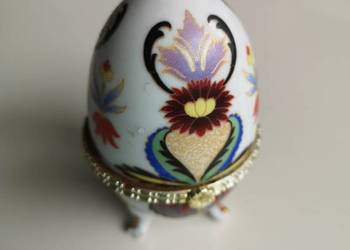 Porcelanowa szkatułka jajko vintage