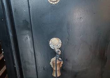 Stary wiedeński sejf Stary wiedeński sejf