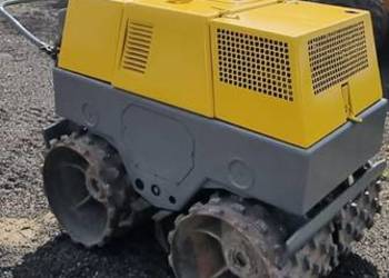 Sprzedam walec kołkowy 1.5 tony z wibracją