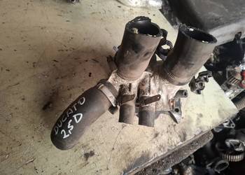 FIAT DUCATO 2,5 D obudowa termostatu