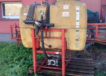 Opryskiwacz zawieszany Skotarek 12m 400l "Sprawny " Opryskiwacz zawieszany Skotarek 12m 400l "Sprawny "