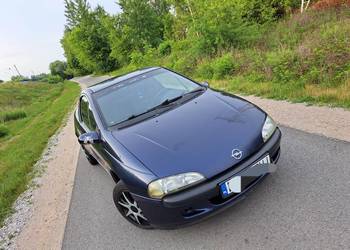 Sprzedam ładnego Opla Tigre 1.4 16v benzyna 1999r sport