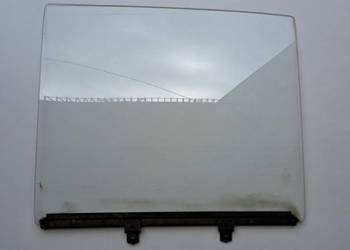 Szyba drzwi lewa tylna Mercedes W123 sedan