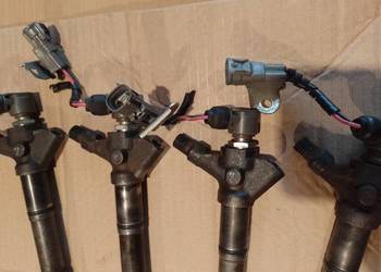 TOYOTA RAV4,AVENSIS, LEXUS II 2.2,.Glowica 2AD,WTRYSK 2.2 z kabelkiem.