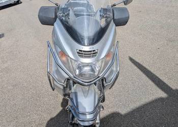 Suzuki Burgman 400