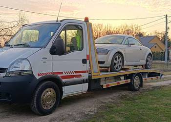 Auto laweta przewóz pojazdów
