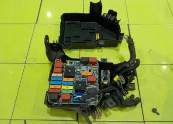 ALFA ROMEO GIULIETTA 2.0 JTDM 11r HB 5D skrzynka bezpiecznikow 50518866