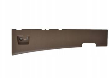 VOLVO V70 XC70 oslona bagaznik tylny prawy slupek 39890239