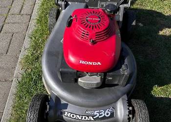 Uszkodzona kosiarka Honda HRD536C