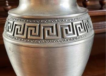 Wazon - grecki- metalowy, ciężki.  Z przepięknym dekorem drogi greckiej.