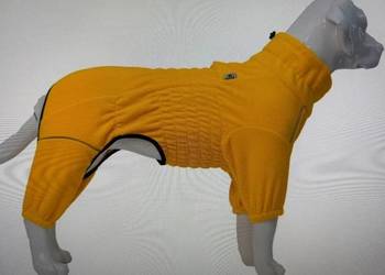 Polarowe ubranko z kołnierzem położę w intensywnym kolorze żółtym na ostatn