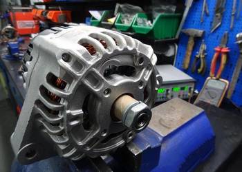 Alternator Iskra Claas New holland Fendt Opryskiwacz Matrot Fendt Case Jcb