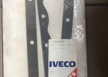 Kompletny zestaw uszczelek kubek olej silnikowy oryginalny Ivevo 1904997