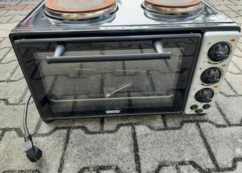 Minipiekarnik z funkcją kuchenki