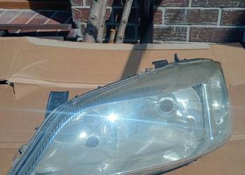 Opel Corsa C lampa przednia lewa strona