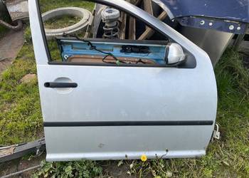 Drzwi prawy przód golf 4 lb7z
