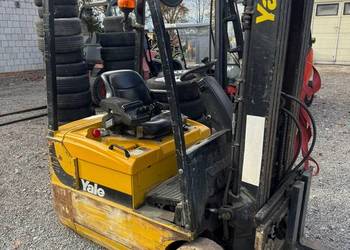 Wózek widłowy Yale ERP16, triplex, przesuw, wolny skok
