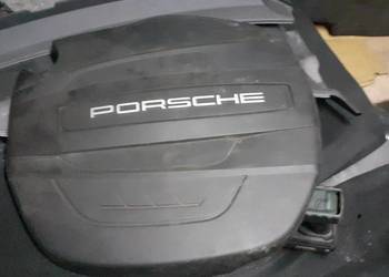 Porsche Macan 2.0 B pokrywa silnika