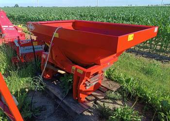 rozsiewacz nawozu Kuhn Rauch MDS 932 r2
