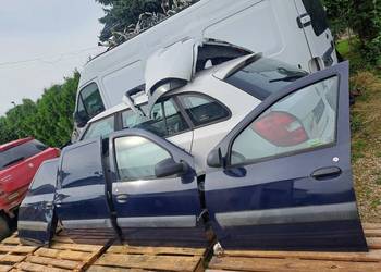 Dacia Logan Kombi drzwi maska błotniki kod lakieru DVD42