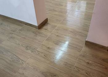 Układanie płytek / glazurnik / usługi budowlane