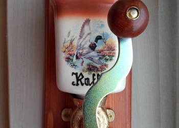 Młynek do kawy z kaczorem , wiszący