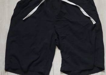 Czarne spodenki rozmiar M