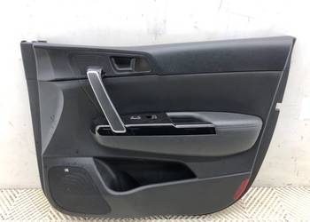 BOCZEK DRZWI PRAWY PRZÓD KIA SPORTAGE IV 82361-F1000 SUV TAPICERKA