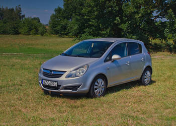 Opel Corsa D 2010 1.2 63kW (86 KM) Salon PL, wersja "111th Anniversary"