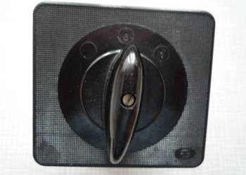 Załącznik / wyłącznik 25 A / 380 V.