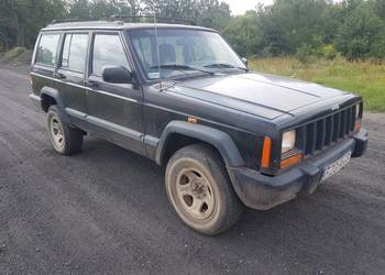 Jeep Cherokee sprzedam lub zamienie na ciagnik