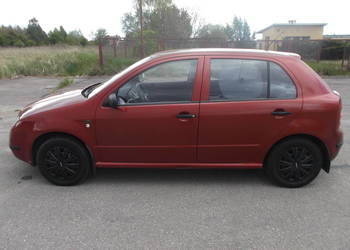 sprzedam skodę fabie mały przebieg tylko 81100 tys km