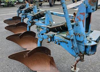 Sprzedam pług Overum 4 skinów