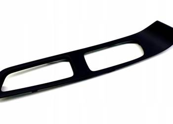 VOLVO XC60 blenda boczka drzwi lewy przod OE 39823327